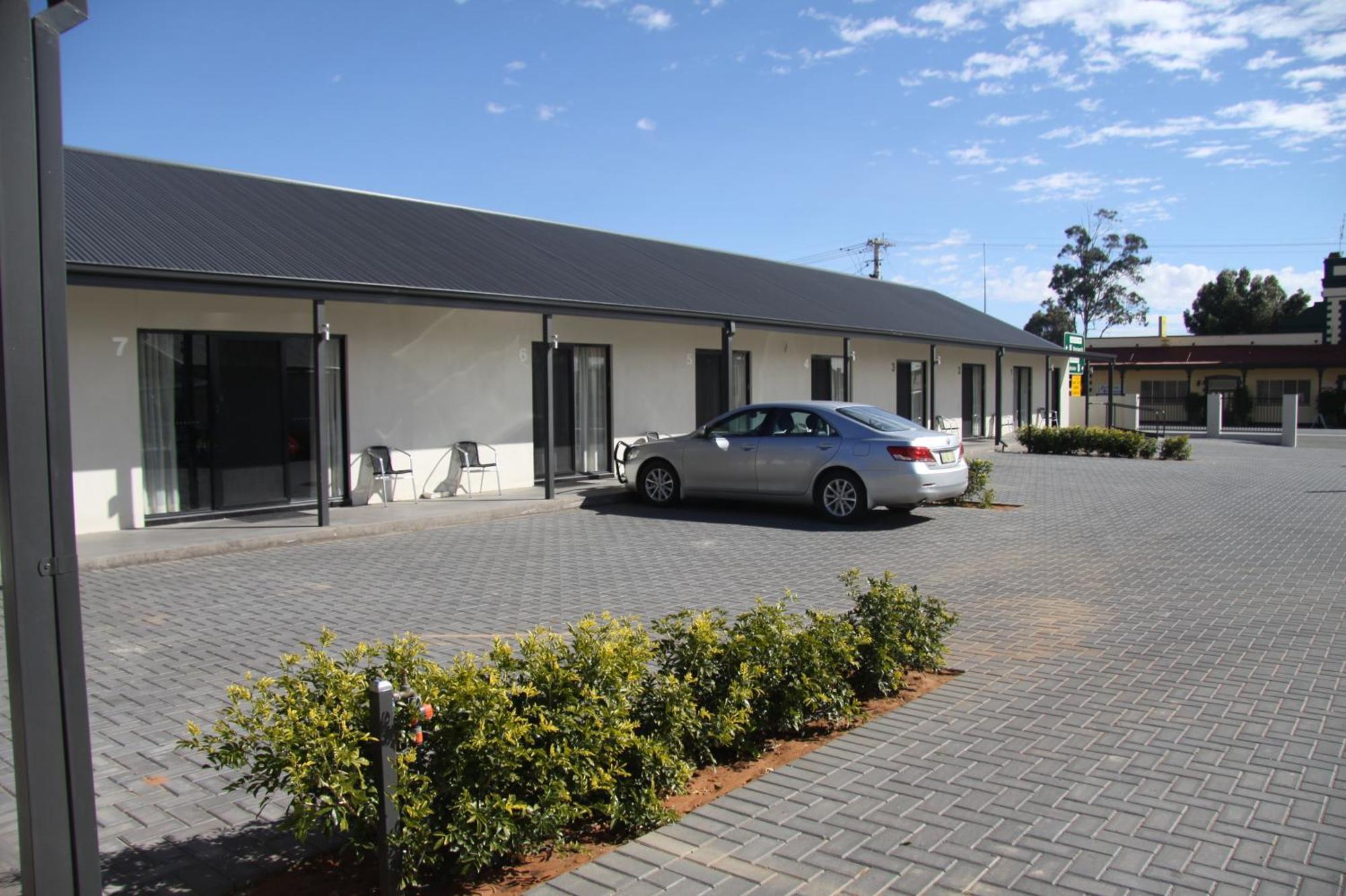 Red Earth Motel Broken Hill Bagian luar foto