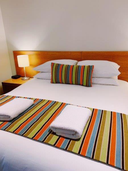 Red Earth Motel Broken Hill Bagian luar foto